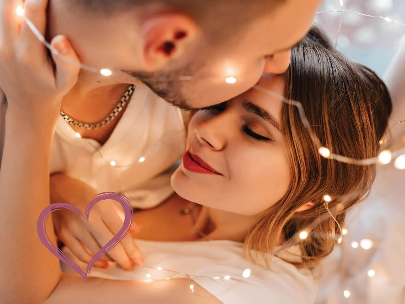 Usmívající se muž a žena